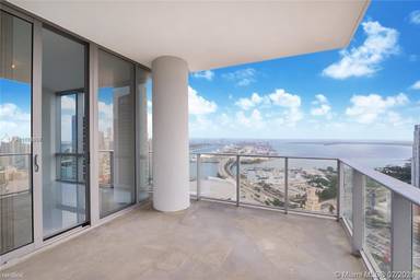Main picture of Paramount Miami Worldcenter