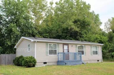 Main picture of 2704 Springland Ave