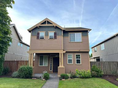 Main picture of 4652 SE Lone Oak St