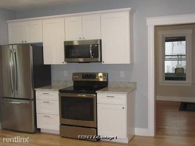 Main picture of 30 King Philip Rd