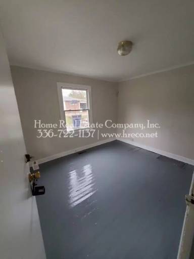 Main picture of 1241 Hattie Ave