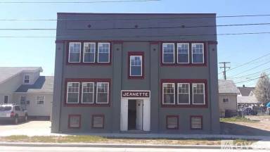 Main picture of 2880 Fulton Rd