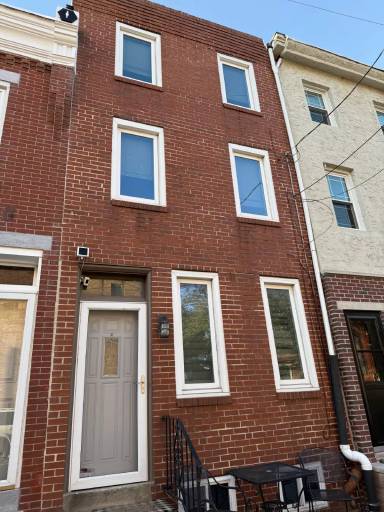 Main picture of 124 Greenwich St