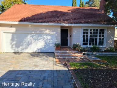 Main picture of 2421 Louis Rd