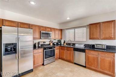 Main picture of 8129 Spur Ct