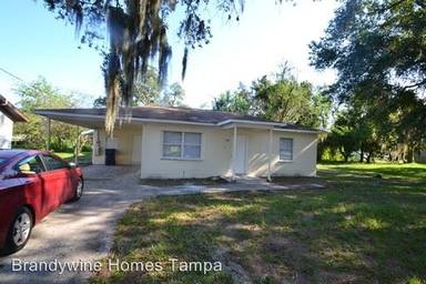 Main picture of 2006 E Hanna Ave