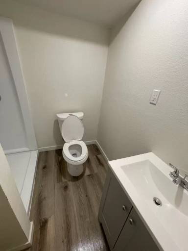 Main picture of 115 Temple Ct