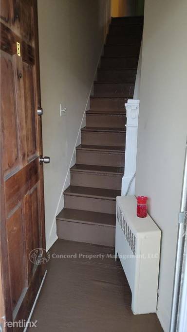 Main picture of 629 N Highland Ave