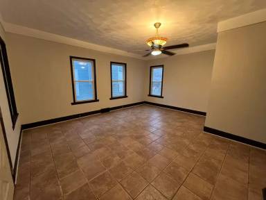 Main picture of 1712 13th Ave