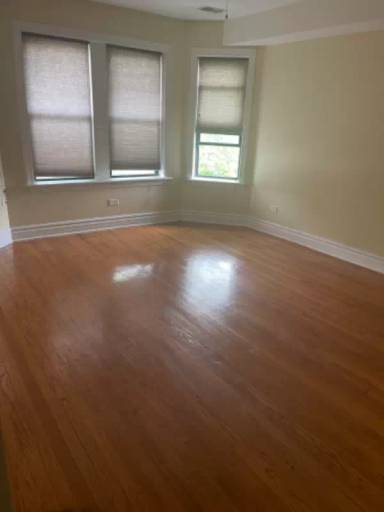 Main picture of 6612 S Kenwood Ave