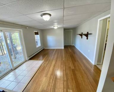 Main picture of 8052 Broadfield Rd