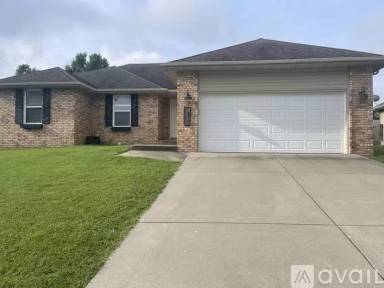 Main picture of 912 Wesley Rd