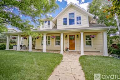 Main picture of 3132 5th St
