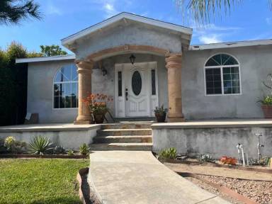 Main picture of 1557 Linda Rosa Ave