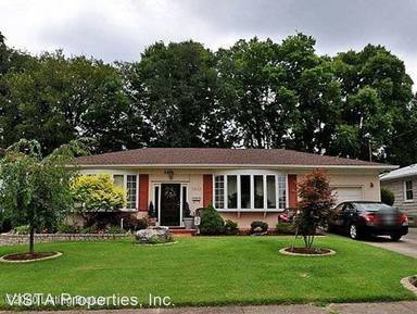 Main picture of 3813 Meadow Haven Rd