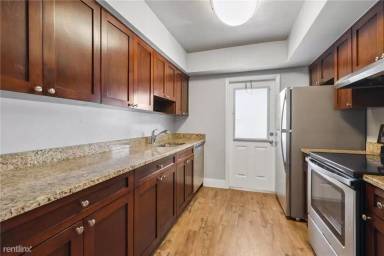 Main picture of 4305 NE 21st Ave