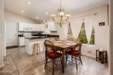 Main picture of 17679 W Arcadia Dr