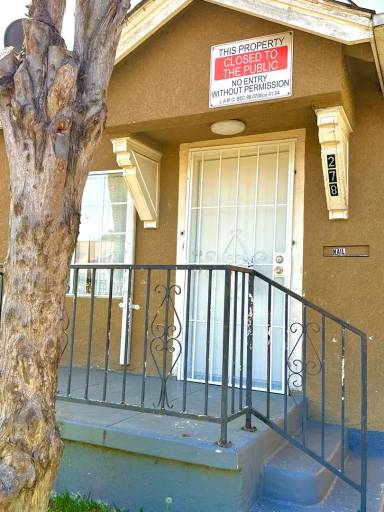 Main picture of 278 E 48th St