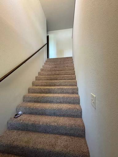 Main picture of 2812 Gillam Way