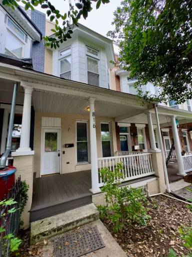 Main picture of 816 W 37th St