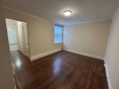 Main picture of 2146 Van Ness Ave