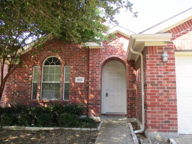 Main picture of 1016 Shackelford Ln