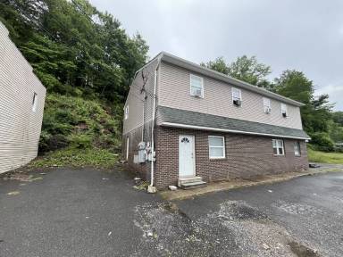 Main picture of 2025-19 - 703 W Main St, Sophia, WV - 1