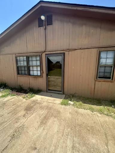 Main picture of 2426 Webster Ave