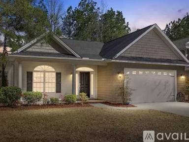 Main picture of 734 Gold Finch Way