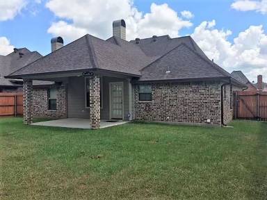 Main picture of 106 Bentgrass Dr