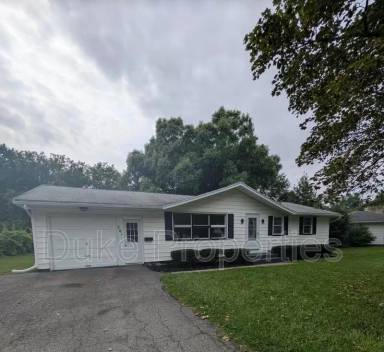 Main picture of 261 Morrow Dr