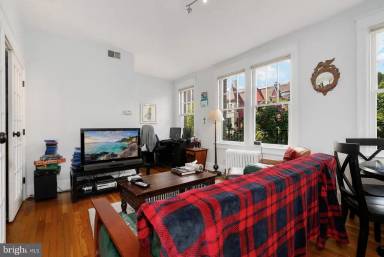 Main picture of 1618 S St NW