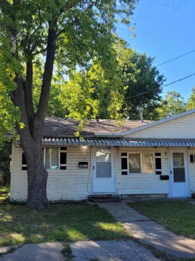 Main picture of 725 S Washington Ave