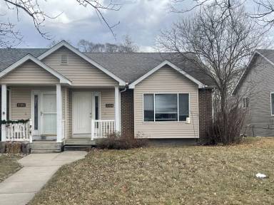 Main picture of 3302 Emerald Dr