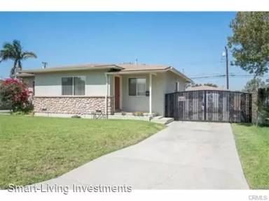 Main picture of 1231 S Bender Ave