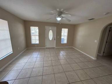Main picture of 914 38th Ter E