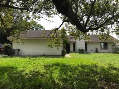 Main picture of 7245 Grove Way