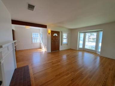 Main picture of 1815 N Edison Blvd