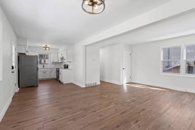Main picture of 1812 Albany St