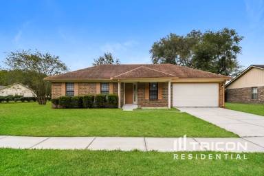 Main picture of 937 Chalmet Ln