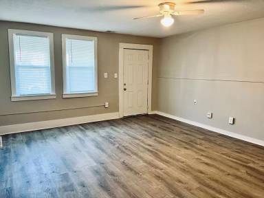 Main picture of 2536 Saint Cecilia St