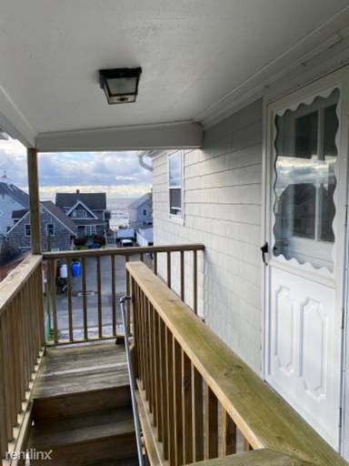 Main picture of 28 Gerard Ave
