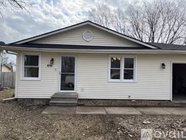 Main picture of 616 NE 6th St