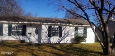 Main picture of 2433 Province Ln