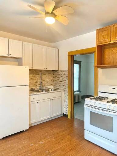 Main picture of 5421 24th Ave