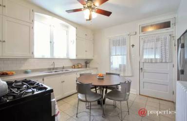 Main picture of 5240 W Pensacola Ave