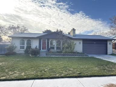 Main picture of 3085 W 5685 S