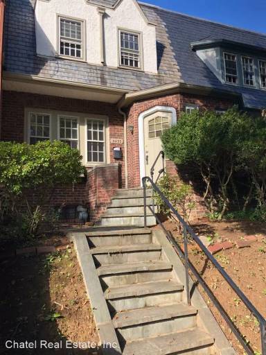 Main picture of 4453 Q St NW
