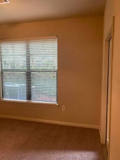 Main picture of 904 Charo Pkwy