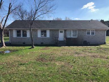 Main picture of 723 Kent Dr